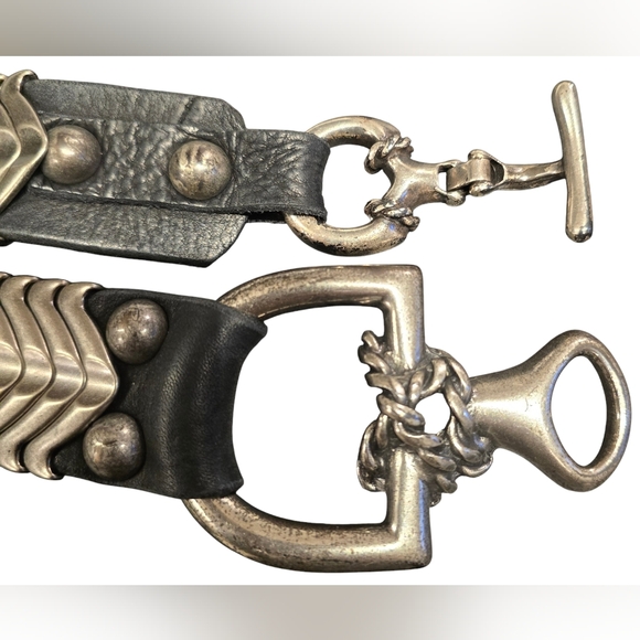 NEW BRAVE BLACK LEATHER BELT - EDGY STYLE - Picture 3 of 5